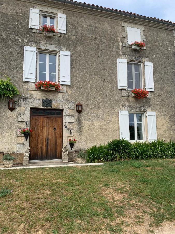 NO5 Chambre D'hotes Courcome Exterior foto